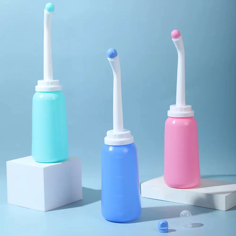 🚿 Handheld Personal Bidet Bottle – 350mL Portable Hygiene Solution for Feminine & Perineum Care! ✨💦