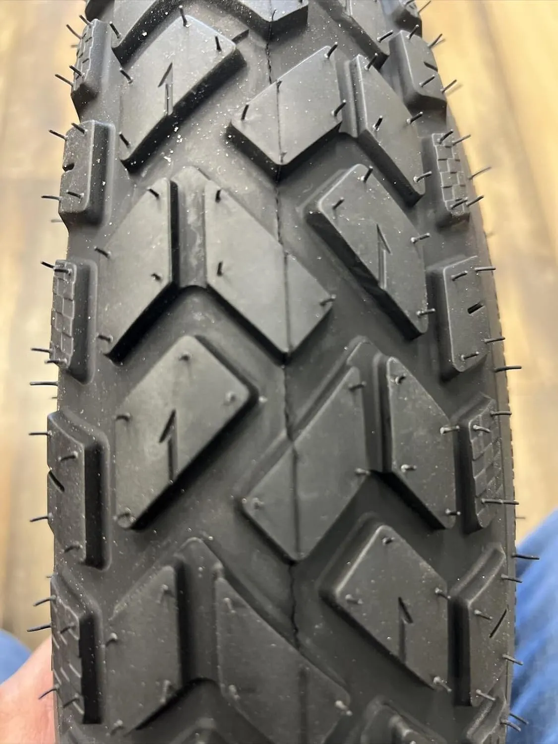 20x3 Fat Tire for E-Bike | 36PSI | 40TPI | Durable & Shock-Absorbing | All-Terrain Grip | Available with Tube & No Tube Options