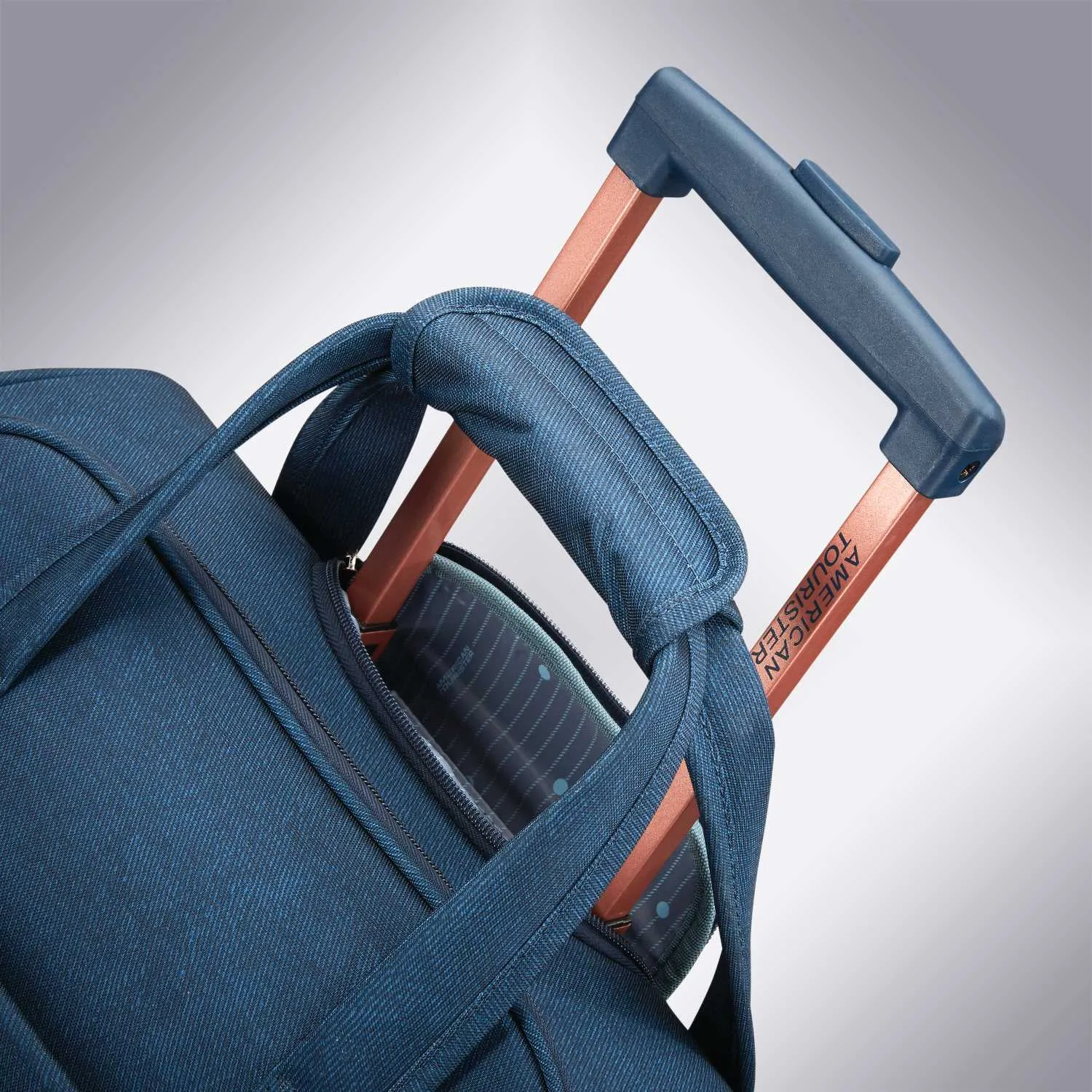 American Tourister Belle Voyage 2-Wheel Rollaboard Luggage