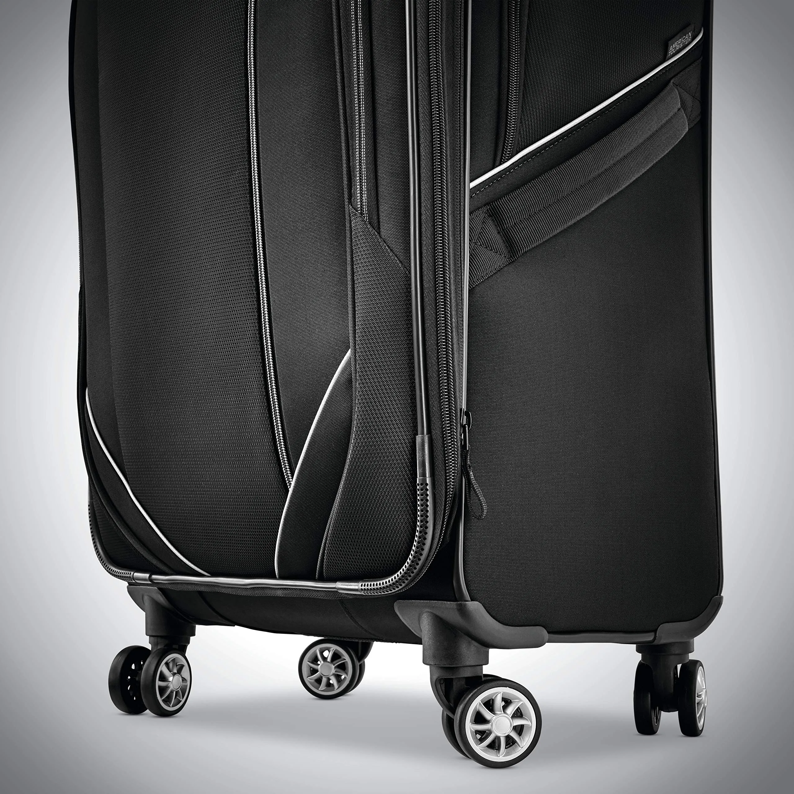 American Tourister Zoom Turbo 20" 4-Wheel Carry-On Luggage