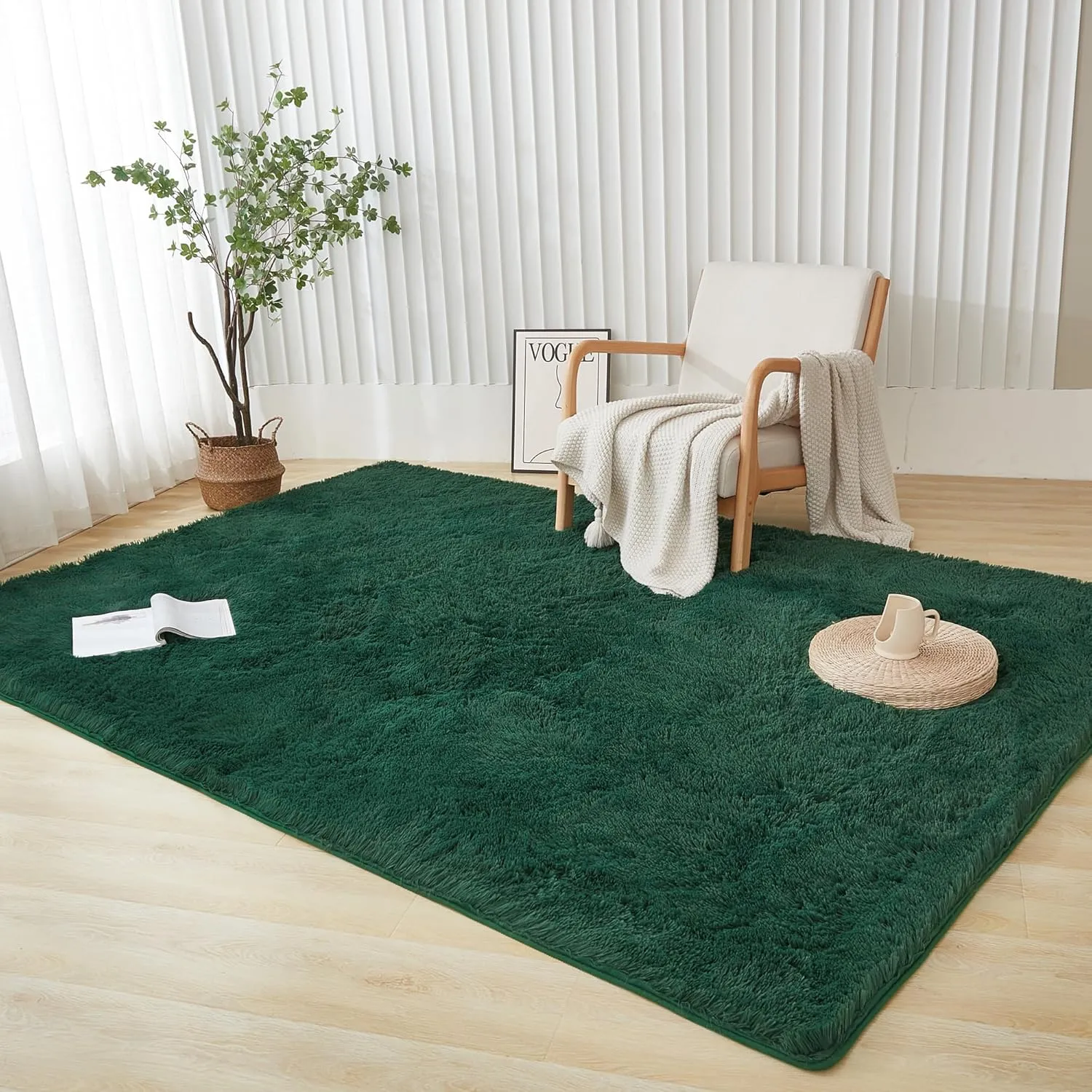 Andency 5x8 Shag Area Rug for Living Room, Emerald Green Soft Fuzzy Plush Indoor Carpets for Bedroom, Non Skid Fluffy Faux Fur Rug for Room
