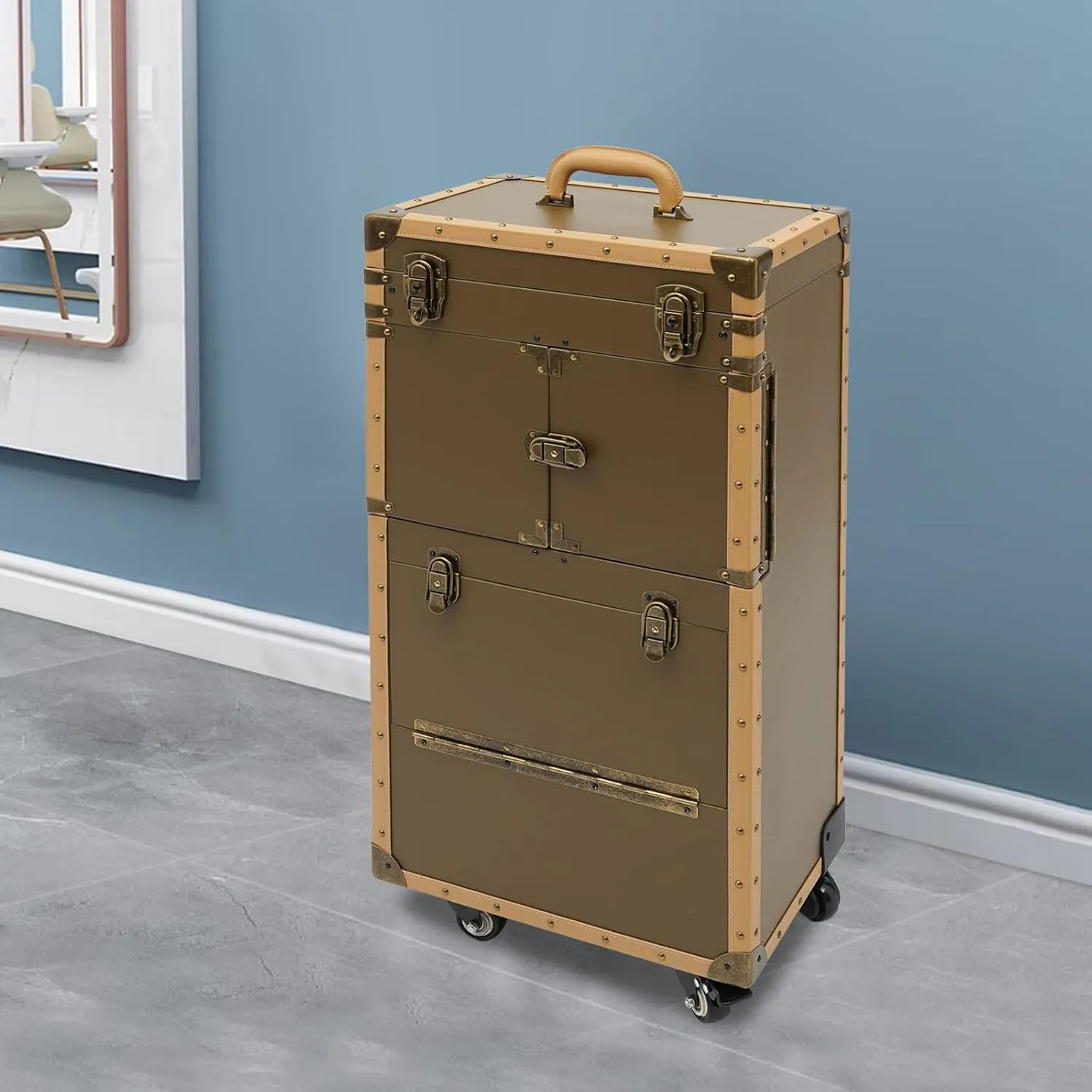 Beauty Salon Luggage, Hair Stylist Travel Case Rolling Makeup Train Case on Wheels Dual Locking Storage Cart Cosmetology Case for Hairstylists Stylist Nail Technician Salon, Gold