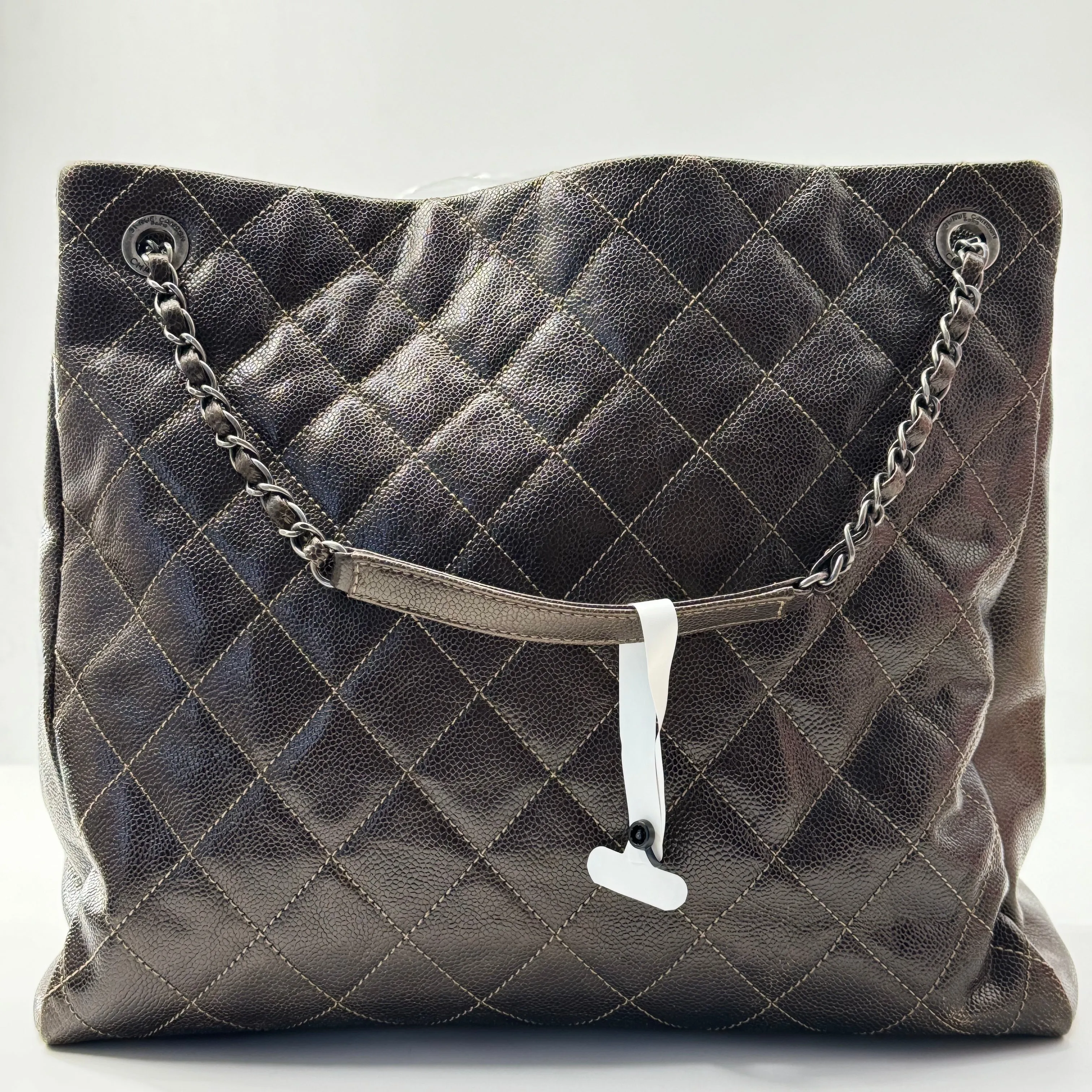 CHANEL Large Chic Caviar Shopping Tote