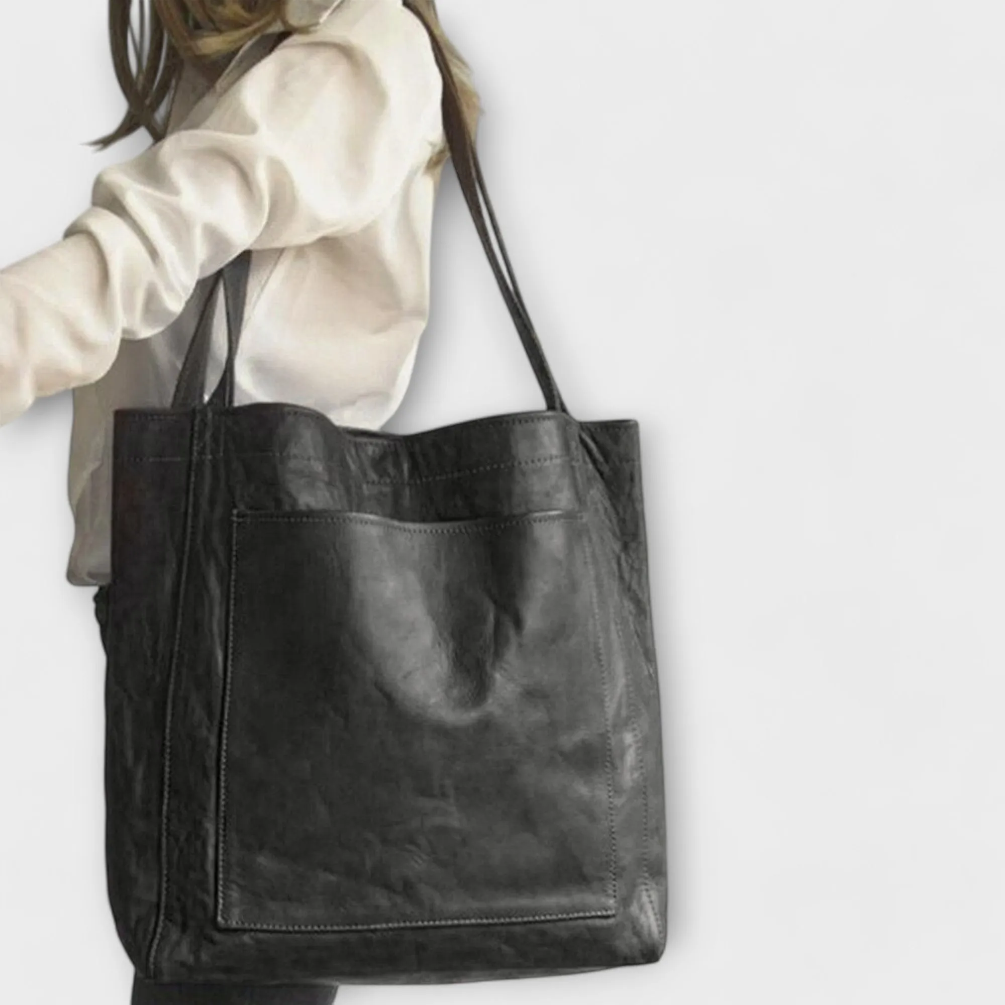 Chic and Functional Handbag