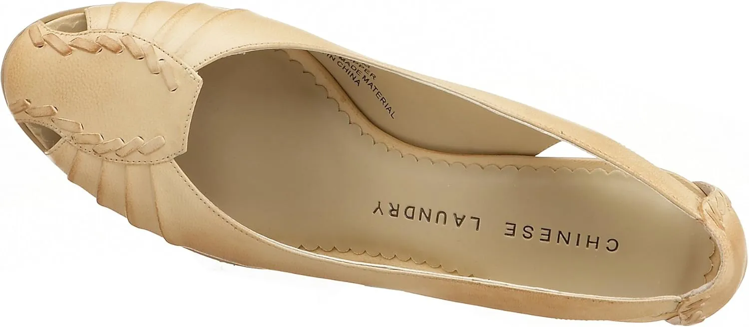 Chinese Laundry Women's Insight Wedge