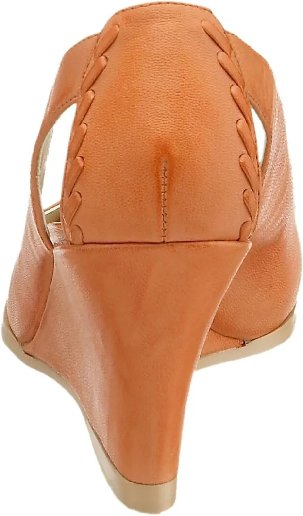 Chinese Laundry Women's Insight Wedge