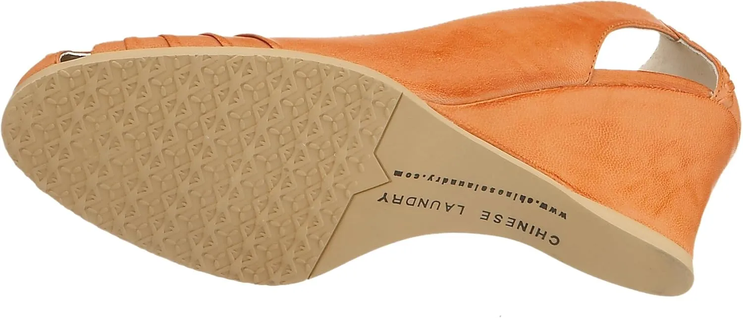 Chinese Laundry Women's Insight Wedge