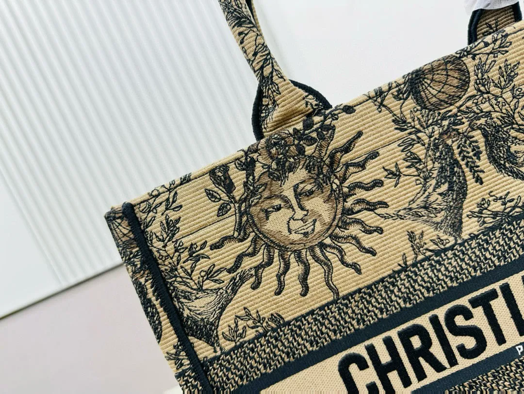 D Book Tote