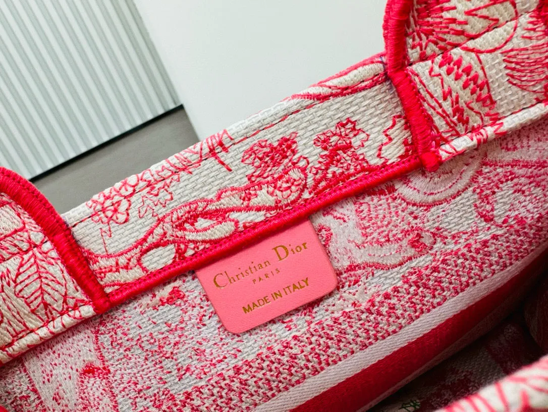 D Book Tote