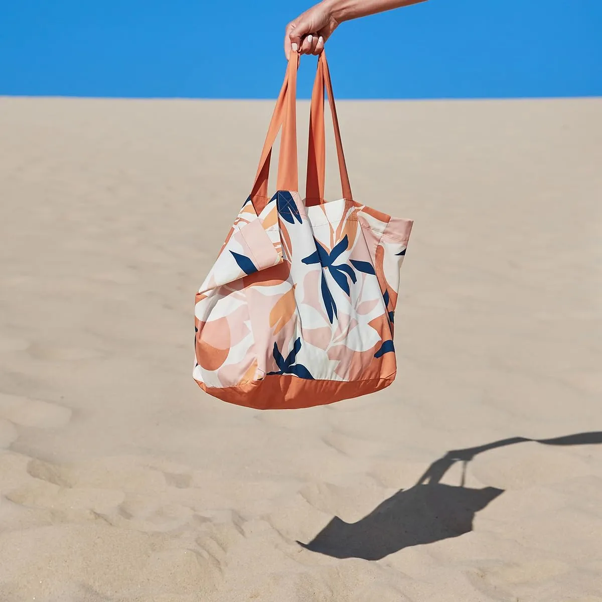 Dock & Bay Everyday Beach Tote Bag - Reusable Carrier Bag for Daily Use - Carries Up to 10kg - 100% Recycled Materials