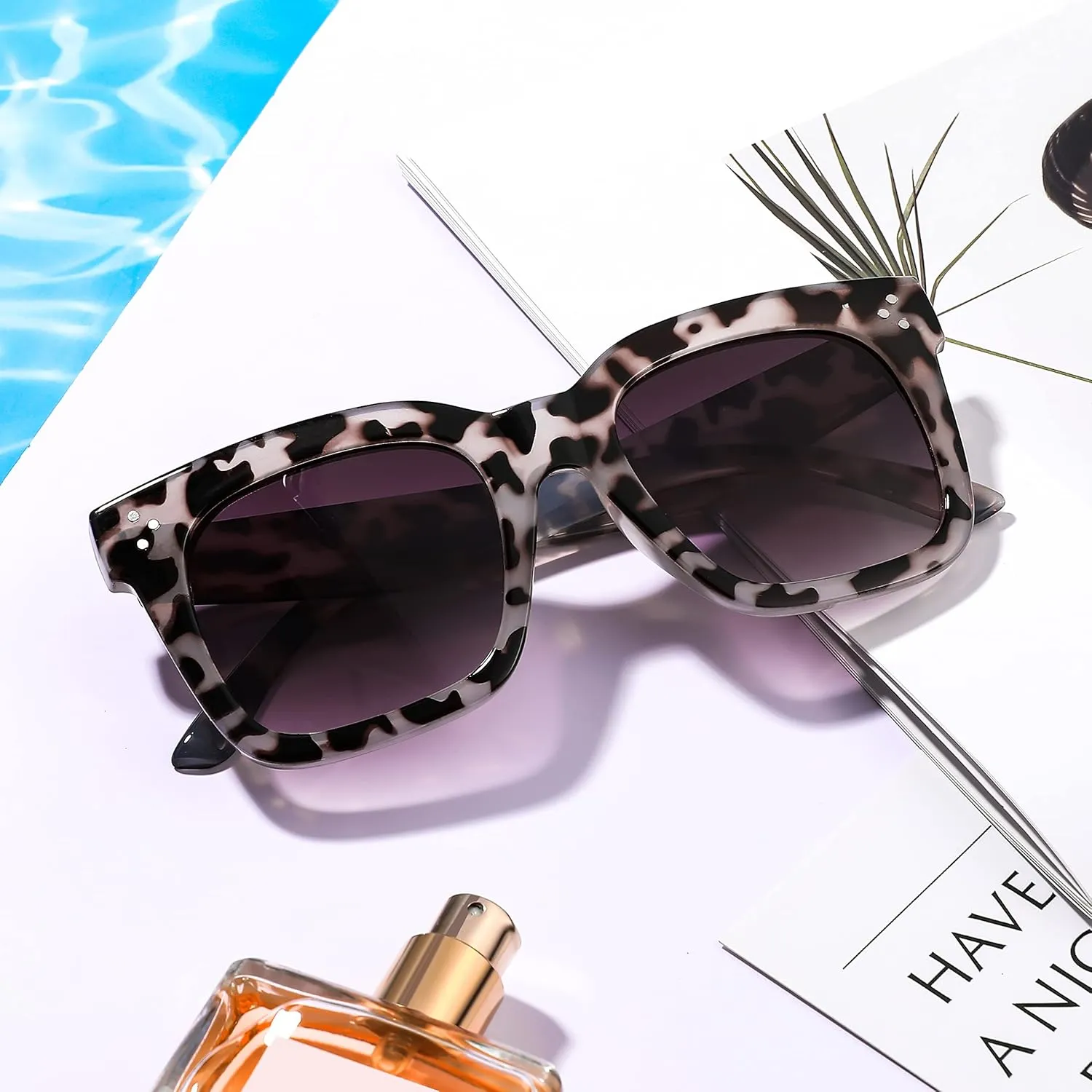 FEISEDY Vintage Women Butterfly Sunglasses Designer Luxury Square Gradient Sun Glasses Shades B2486