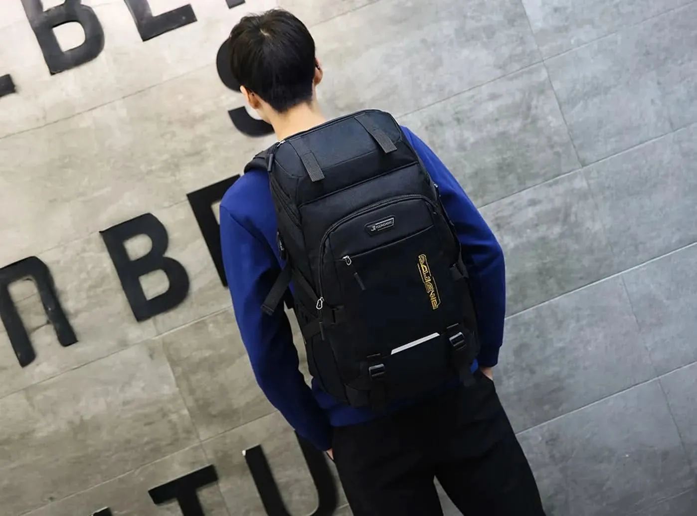 FitVille Spacious Hiking Bag
