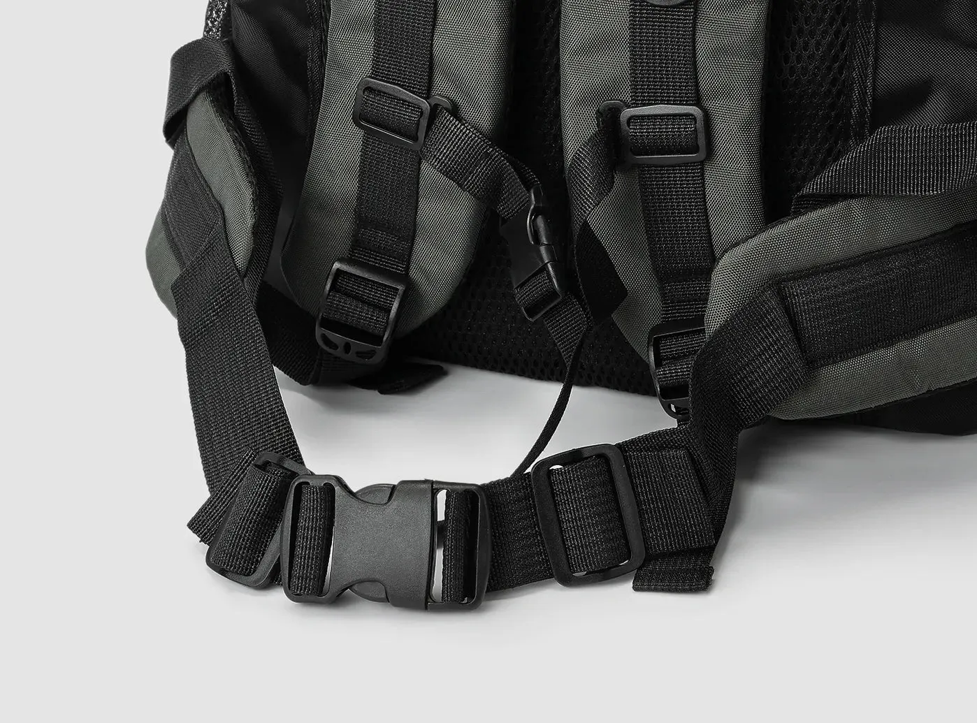 FitVille Spacious Hiking Bag