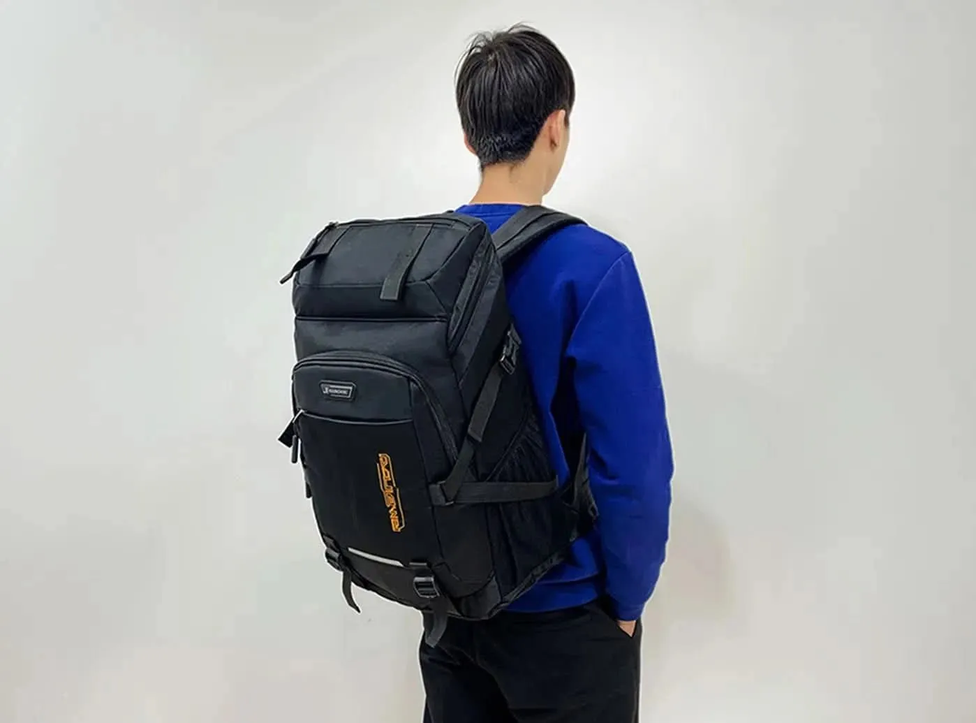 FitVille Spacious Hiking Bag