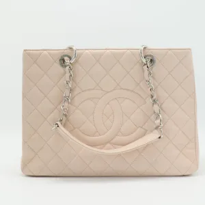 Grand Timeless Shopping Tote Quilted Caviar