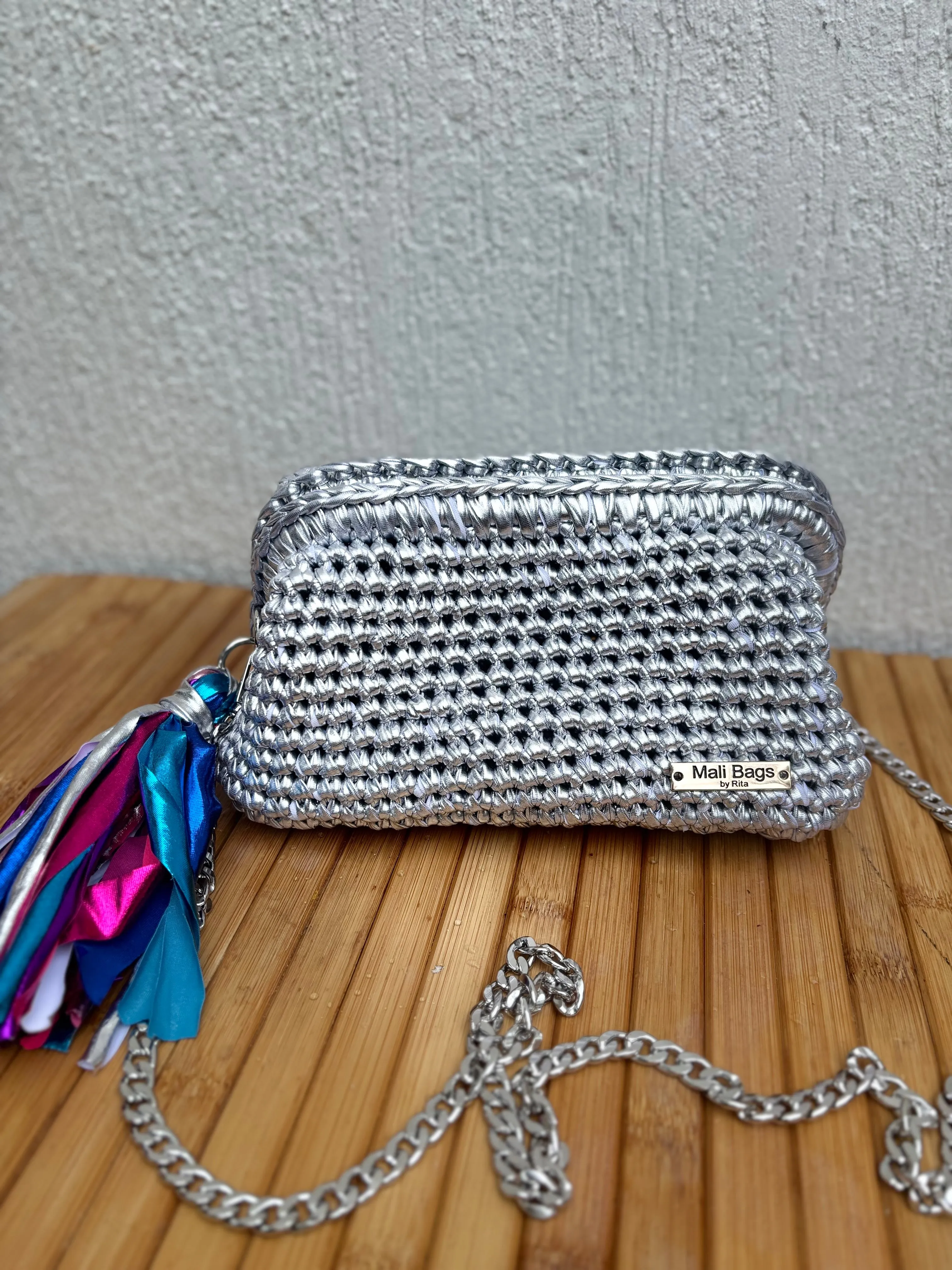 Gretta Silver metallic clutch