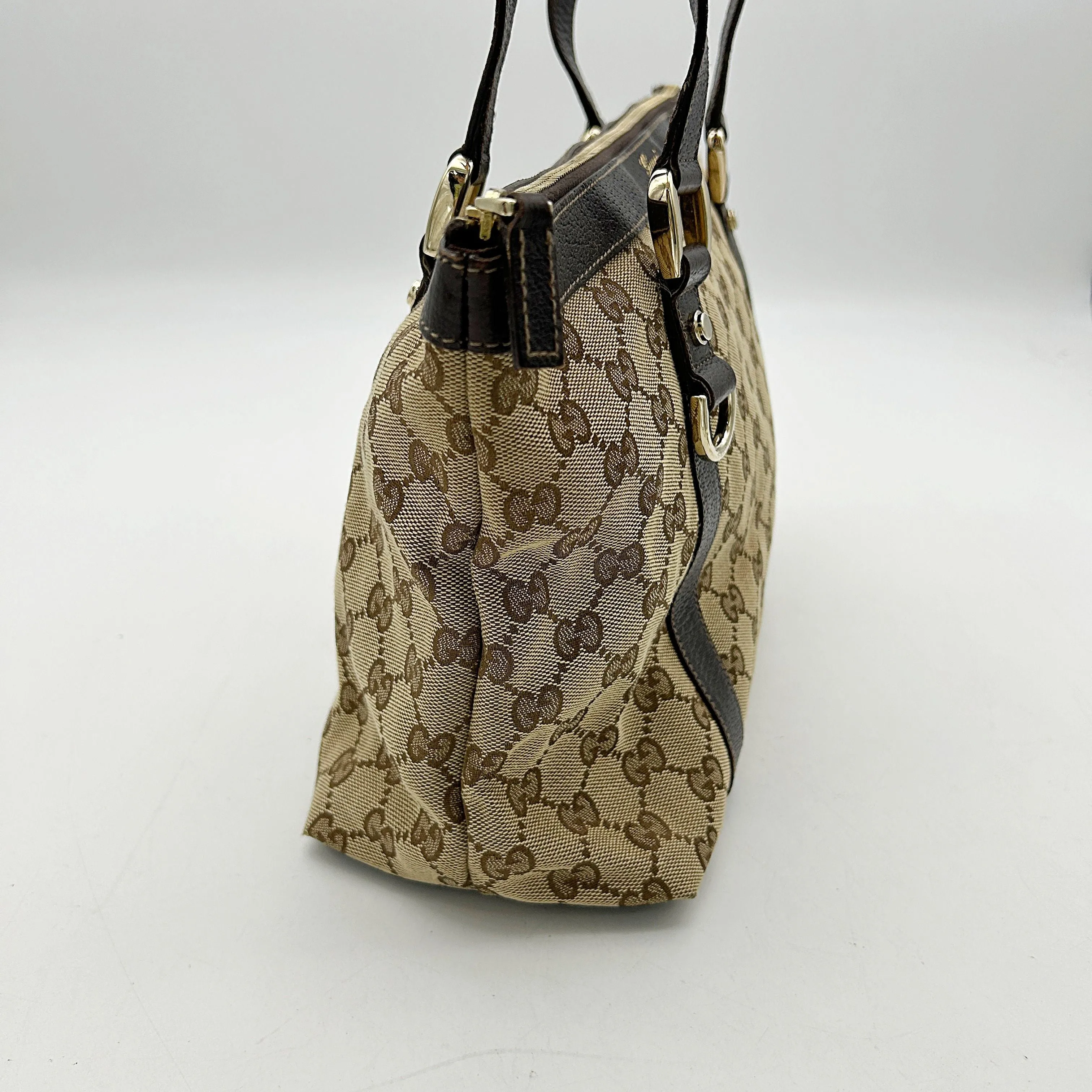 Gucci GG Canvas Abbey Medium - Totes, Handbags B03266BDU9