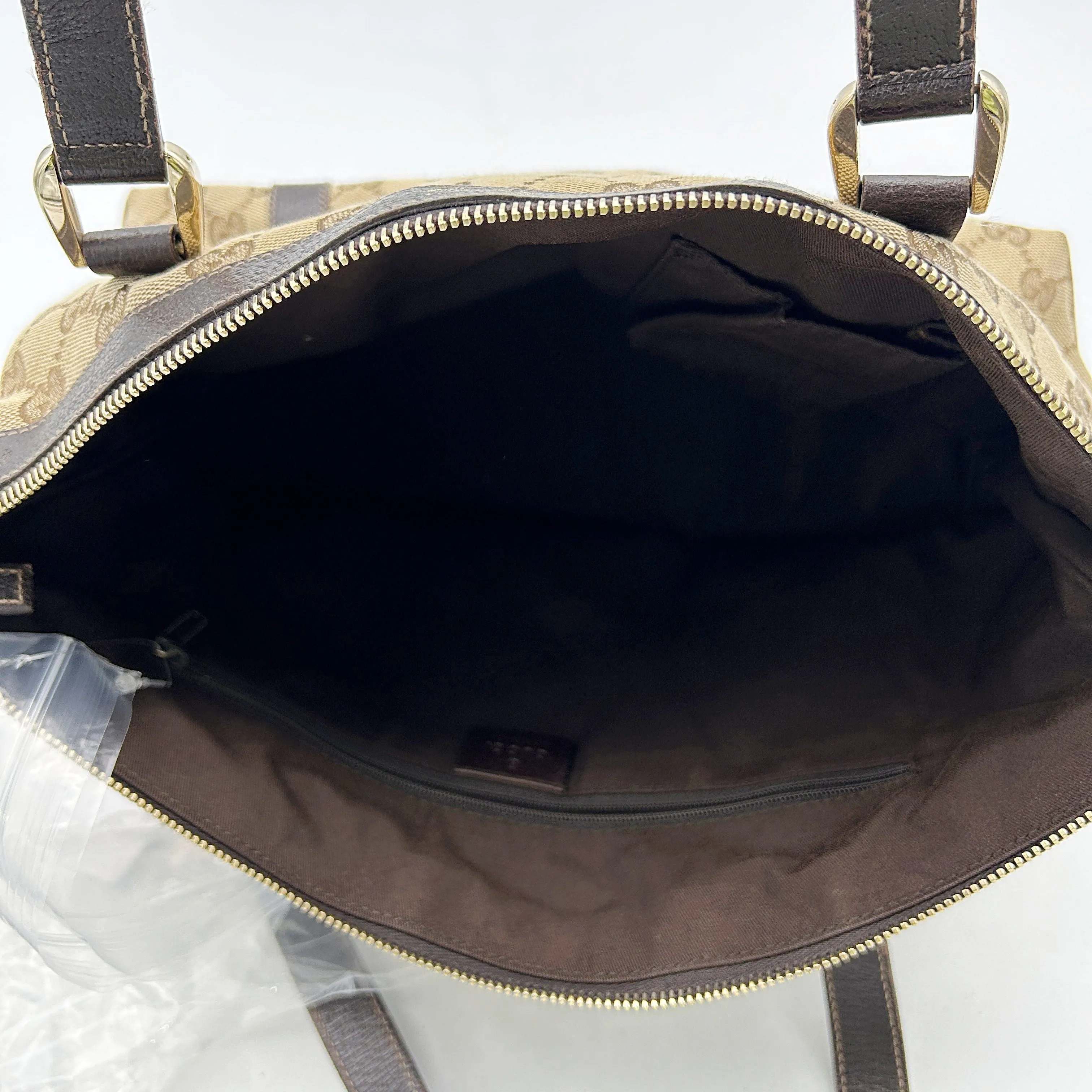 Gucci GG Canvas Abbey Medium - Totes, Handbags B03266BDU9