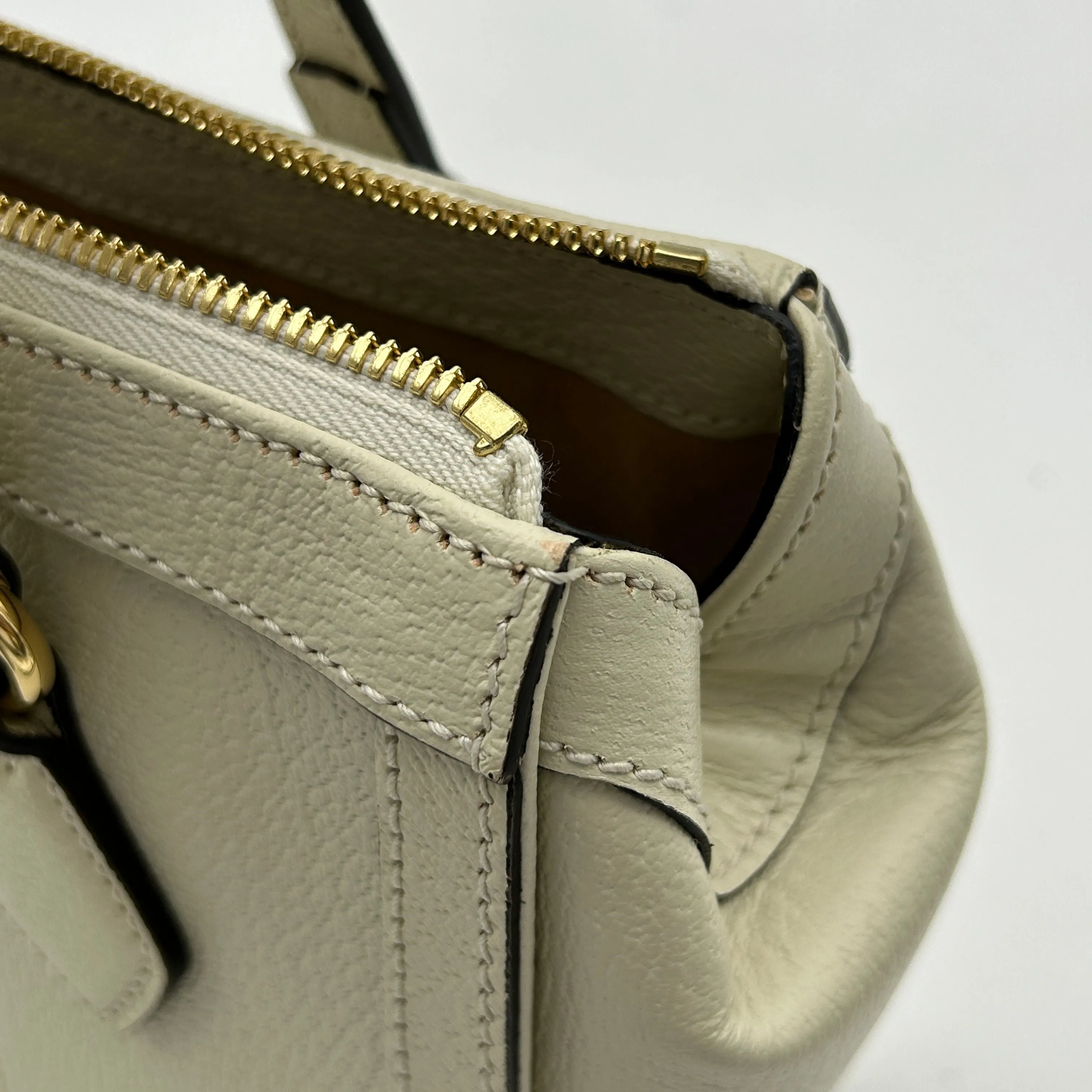 Gucci  Small Pouch- White Totes, Handbags ITS3LJV22DXU