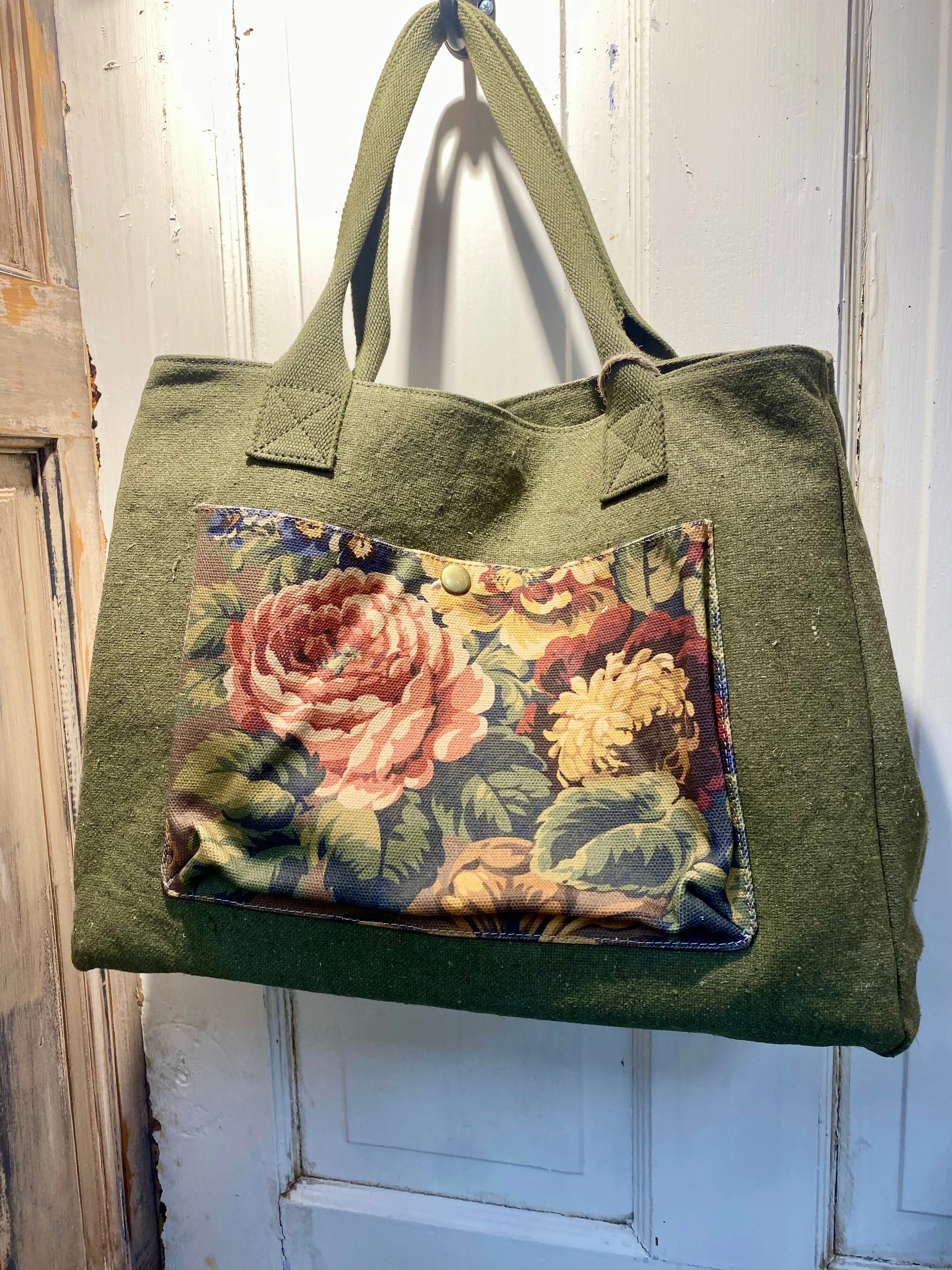 Peregrine linen Tote handbag.