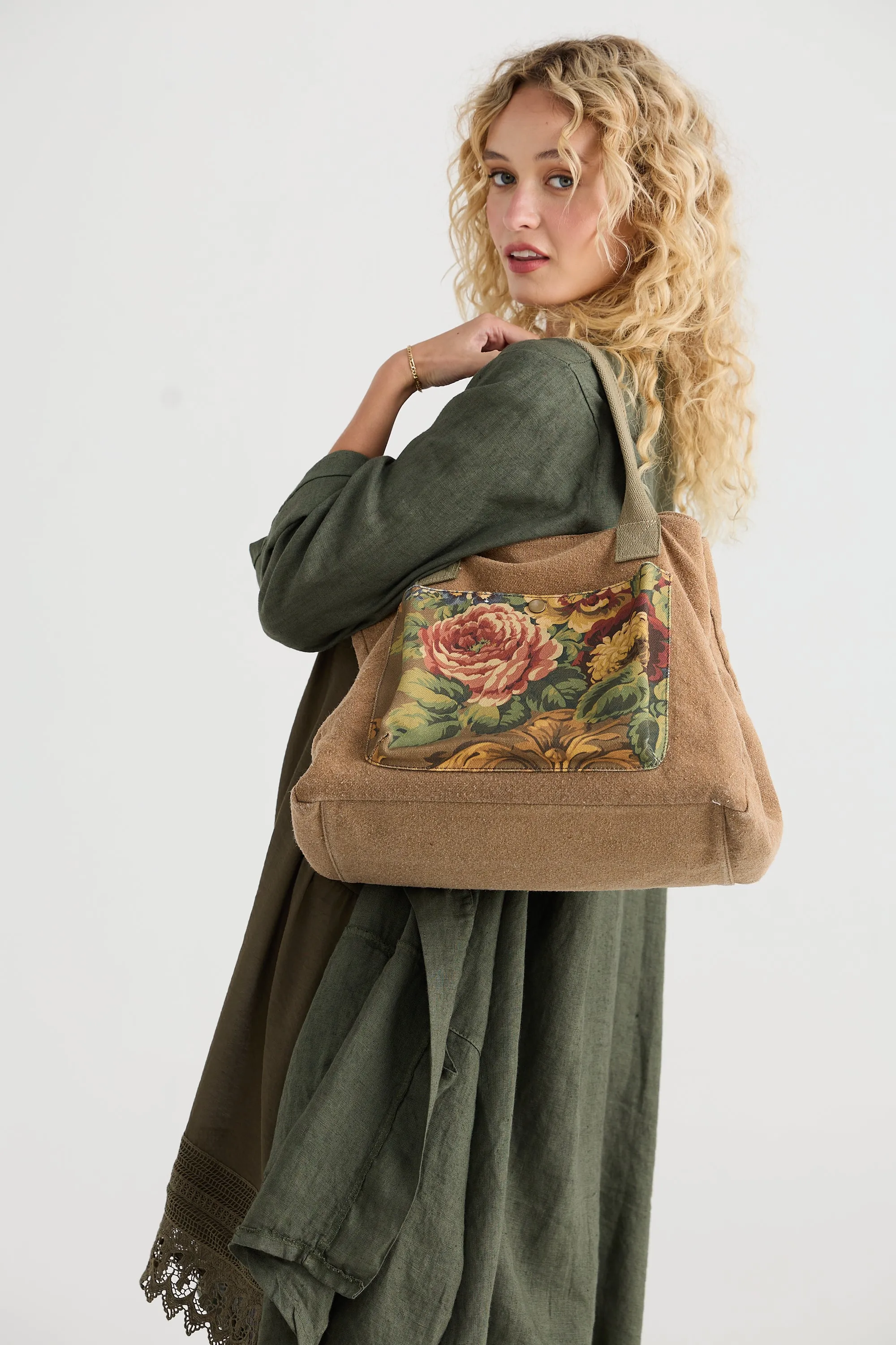 Peregrine linen Tote handbag.