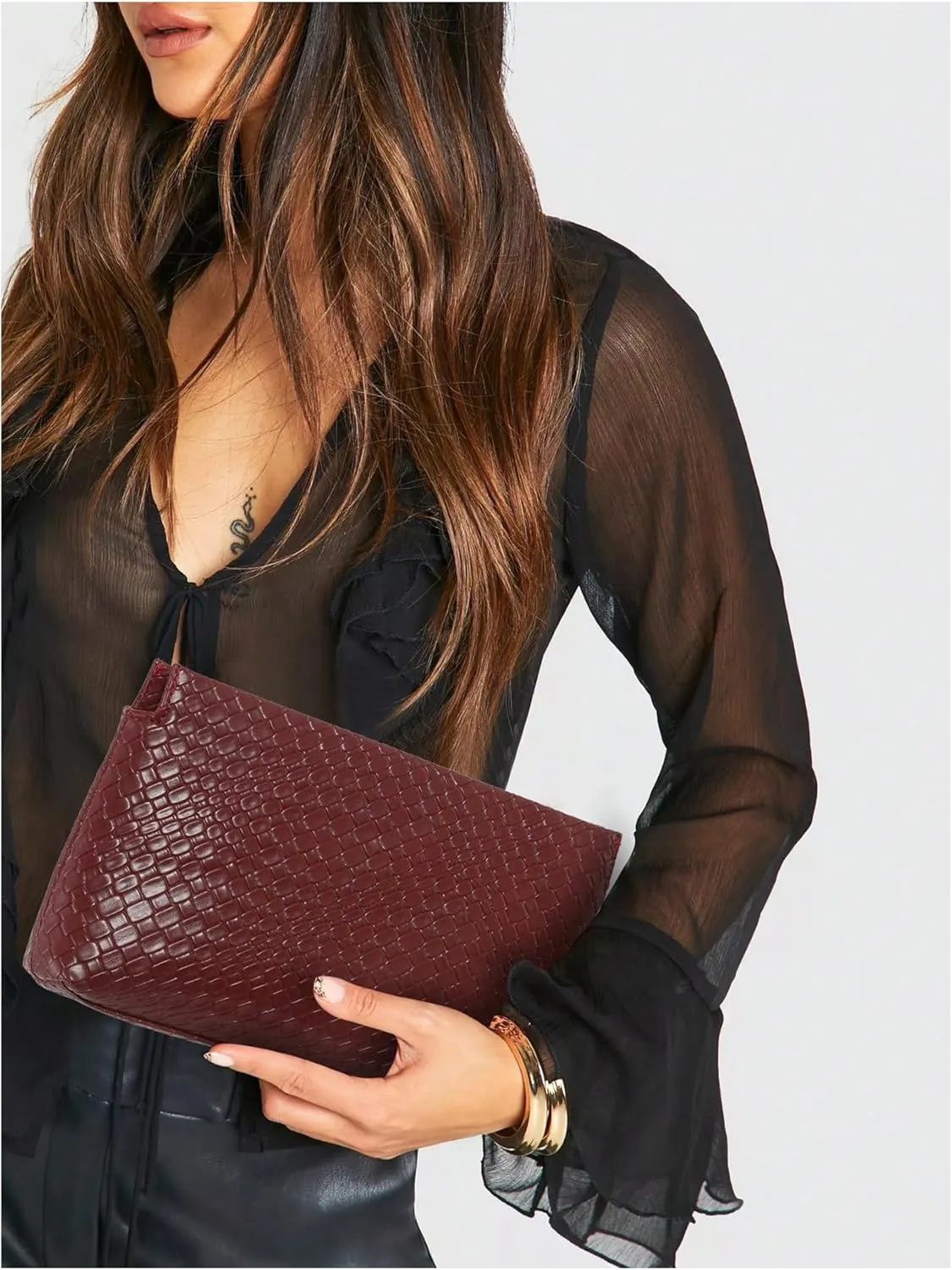 QWINEE Women's Woven Clutch Bag Leather Retro Evening Handbag Zipper No Strap Vintage Clutch Purse