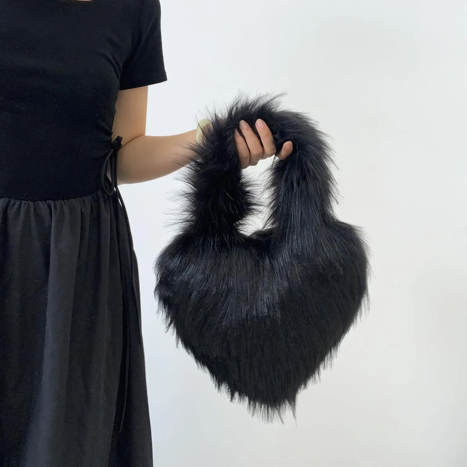 Rejolly Heart Shaped Furry Purse for Women Large Soft Shoulder Bag Fluffy Faux Fur Trendy Y2K Girls Handbag