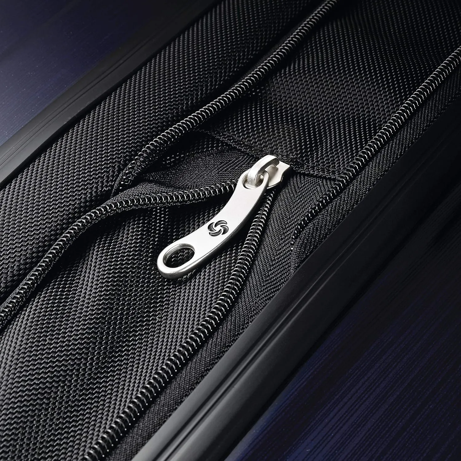 Samsonite Winfield 2 Hardside Luggage with Spinner Wheels, Navy, Carry-On 20-Inch