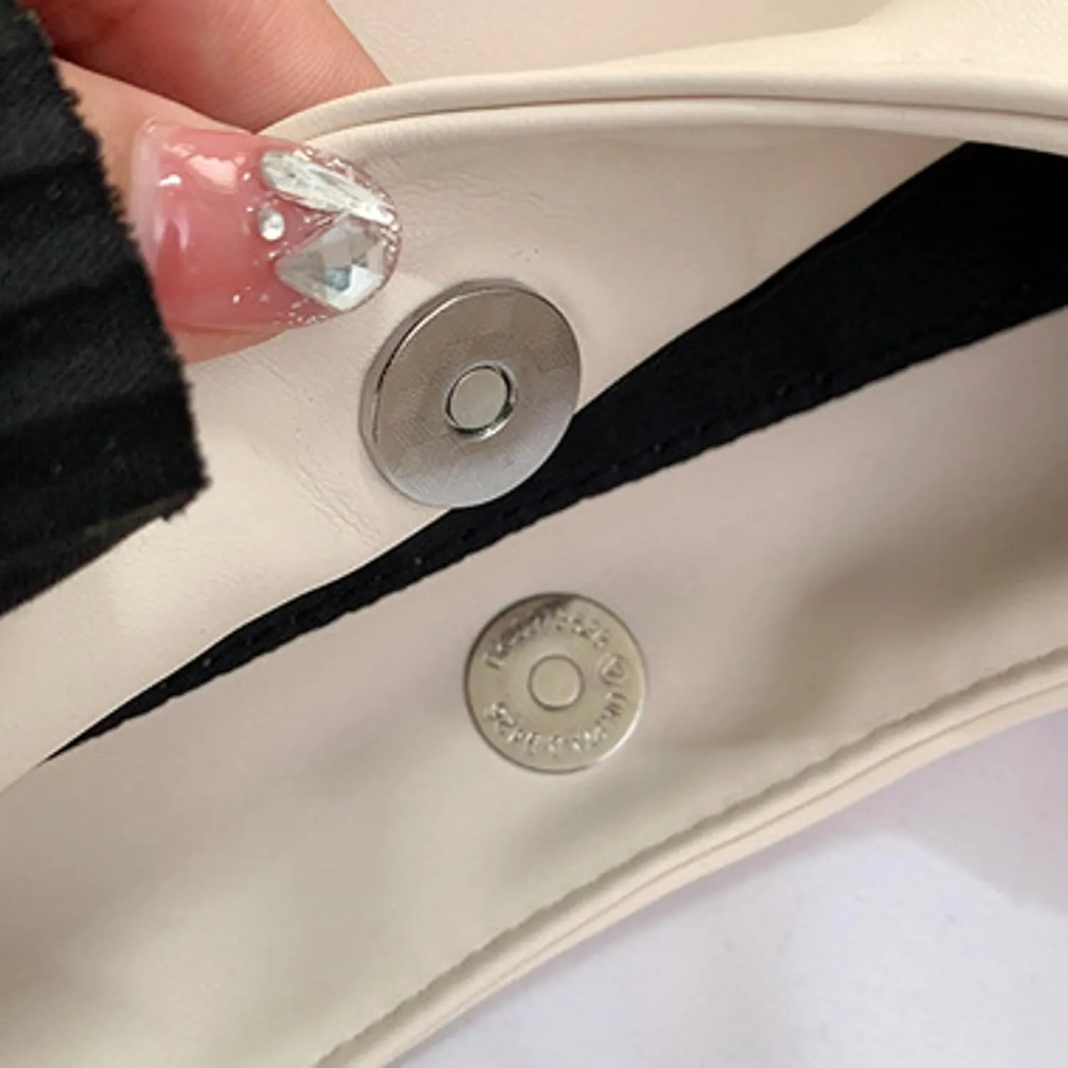 Shoulder Bag Women Tote Bag PU Leather Chic Fashionable Large Magnetic Closure 2024 Bag Casual Commuting Handbag