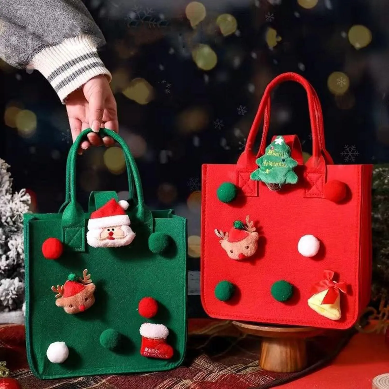 Smooth Delicate Handbag Christmas Cartoon Santa Claus Felt Design Vibrant Color Spacious Sturdy Tote for Xmas Shopping Green Large