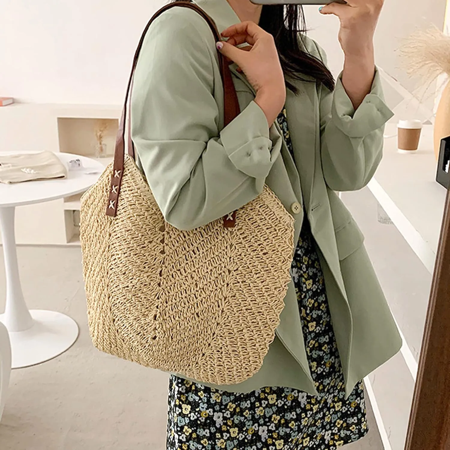 Women Large Straw Woven Shoulder Bag Beach Travel Handbag Top-handle Bag Tote