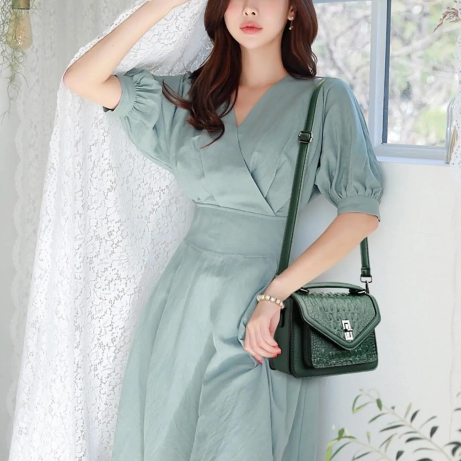 Women Vegan Leather Evening Handbag Crocodile Pattern Handle Clutch Purse Cross Body Envelope Bag