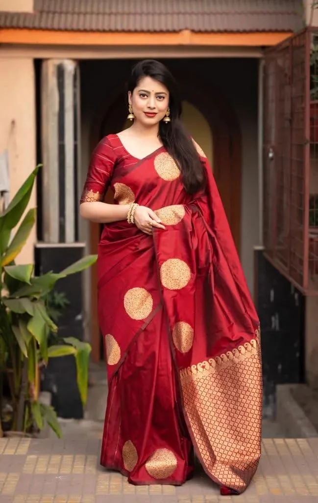 Women's Kanjivaram Soft Pure Silk Banarasi Sarees With Blouse Piece
