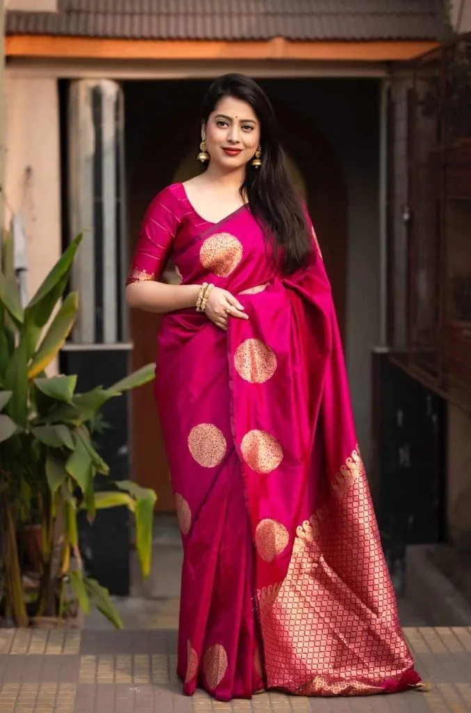 Women's Kanjivaram Soft Pure Silk Banarasi Sarees With Blouse Piece