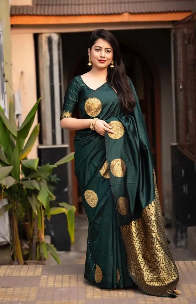 Women's Kanjivaram Soft Pure Silk Banarasi Sarees With Blouse Piece