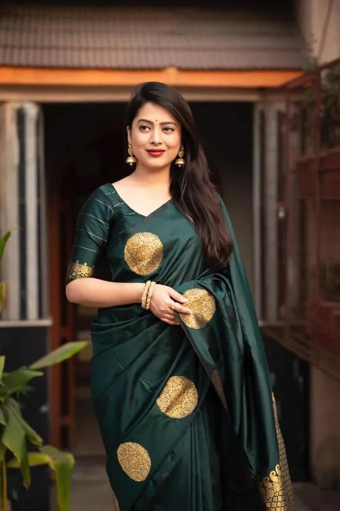 Women's Kanjivaram Soft Pure Silk Banarasi Sarees With Blouse Piece