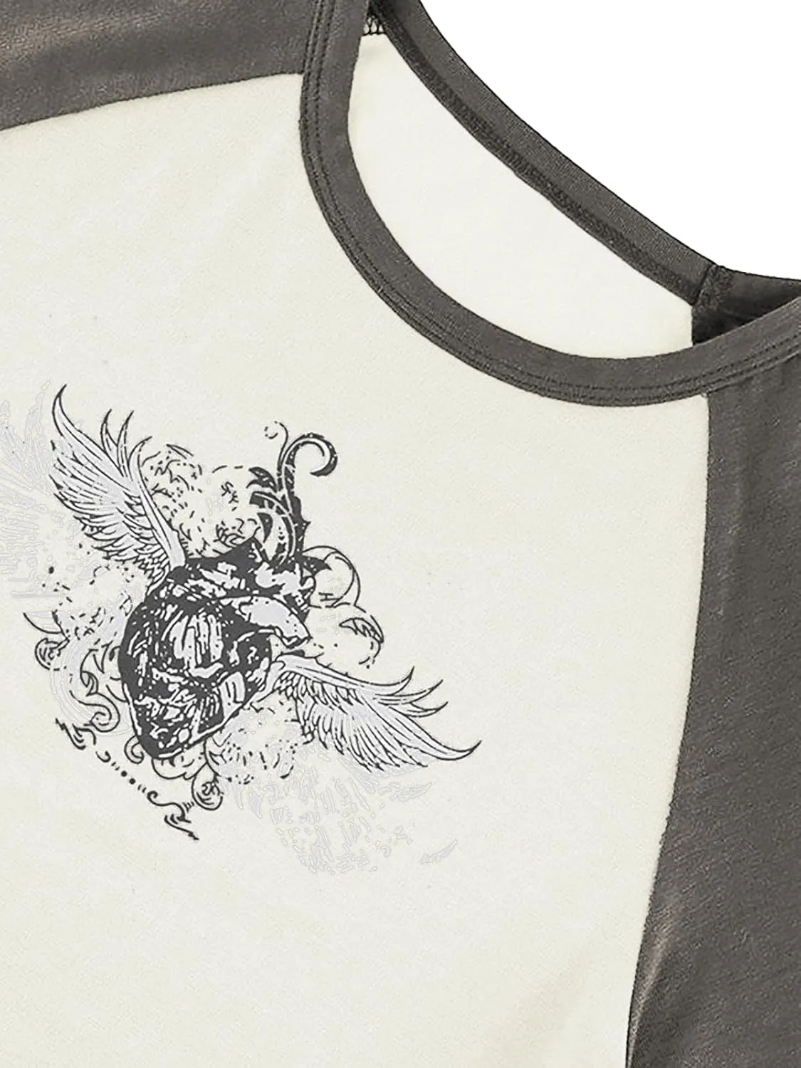 Xineicy Y2K Crop Tops for Woman Short Sleeve Crew Neck Graphic Baby Tees Grunge Wing Print T-Shirt