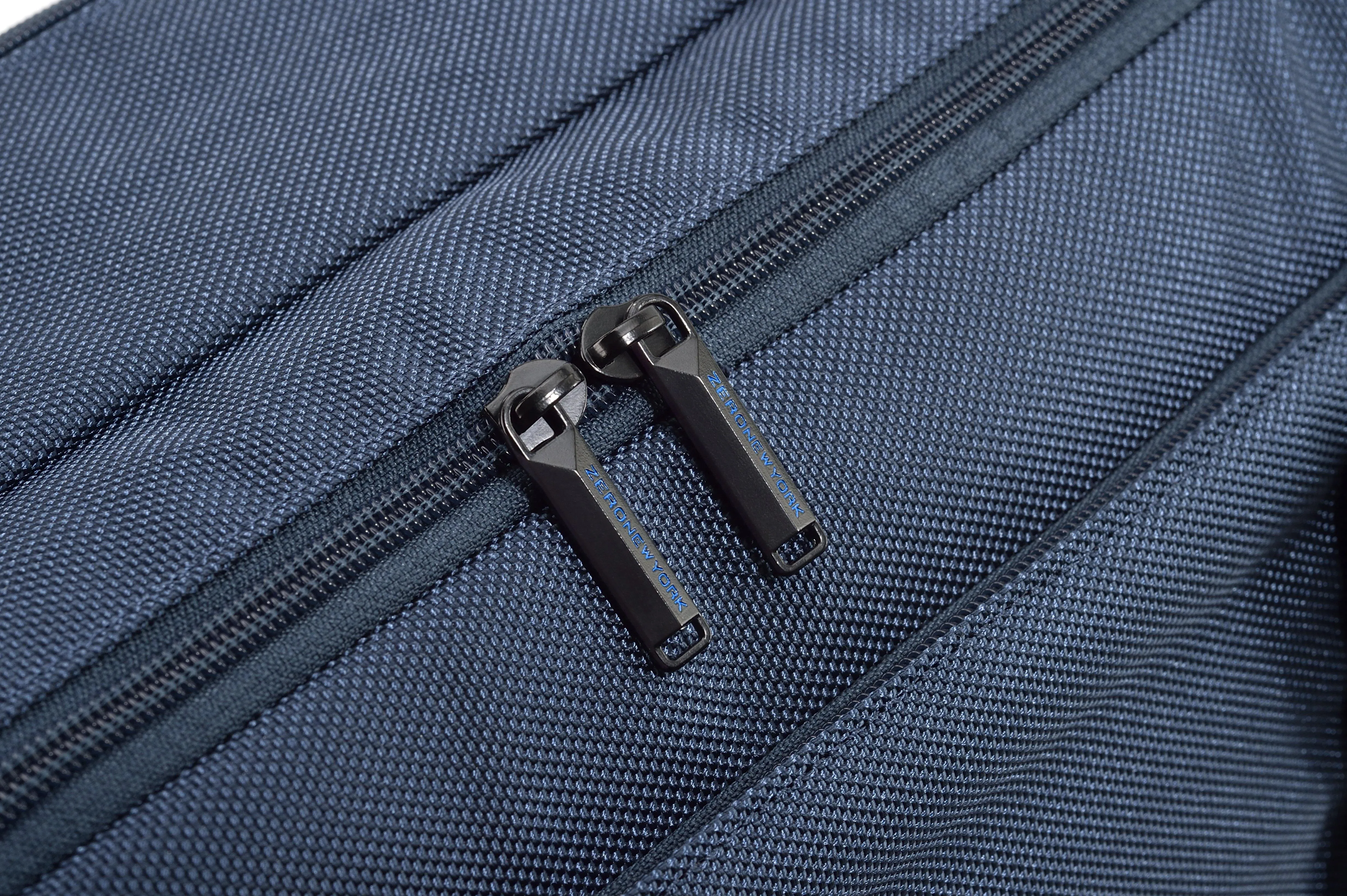 ZERO Halliburton Gramercy Sling Bag